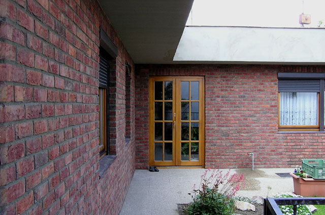 kliknut�m sa obr�zok zavrie