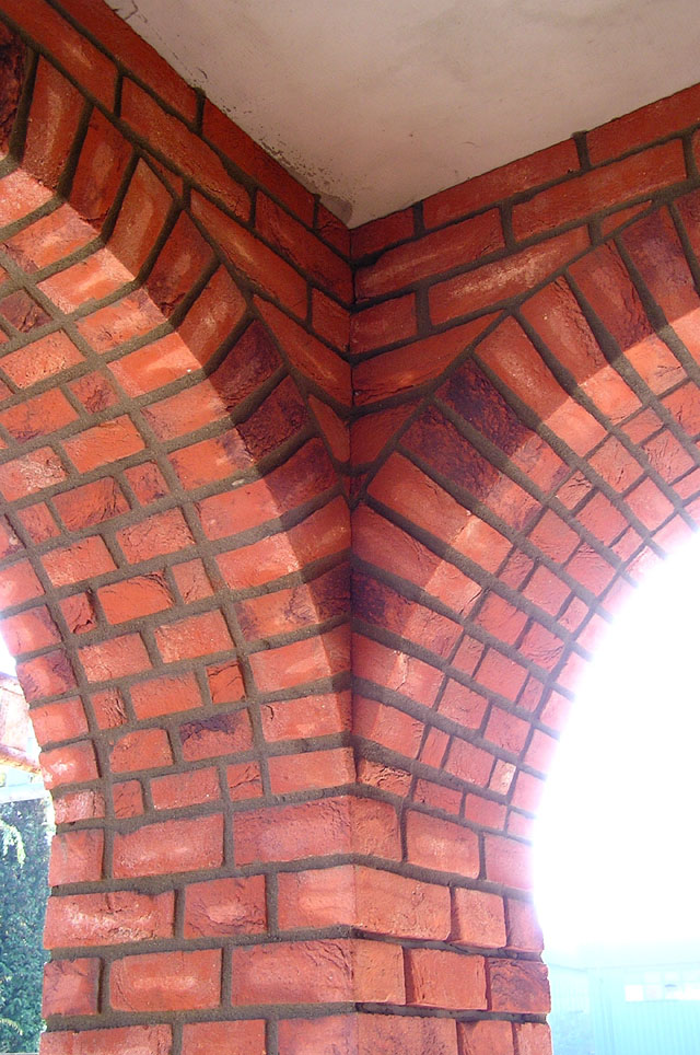 kliknut�m sa obr�zok zavrie