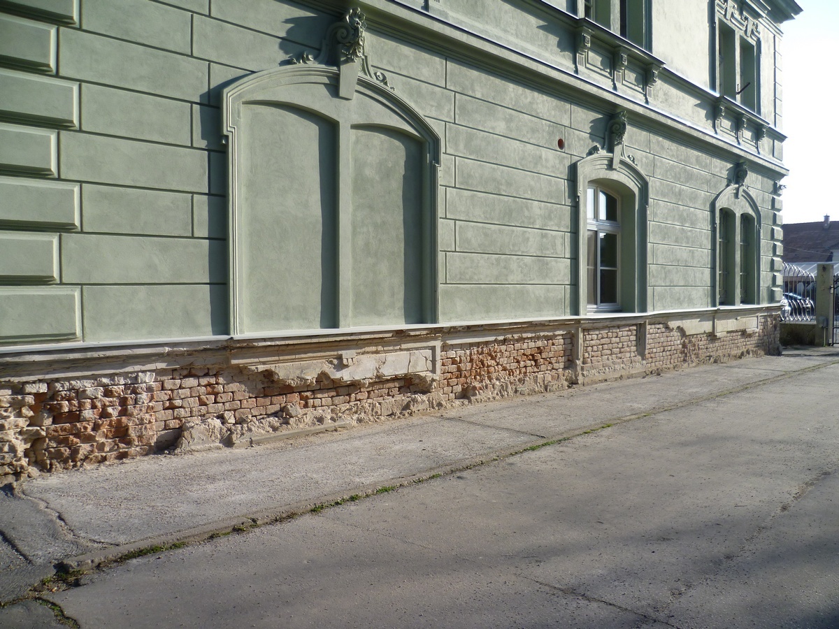 kliknut�m sa obr�zok zavrie